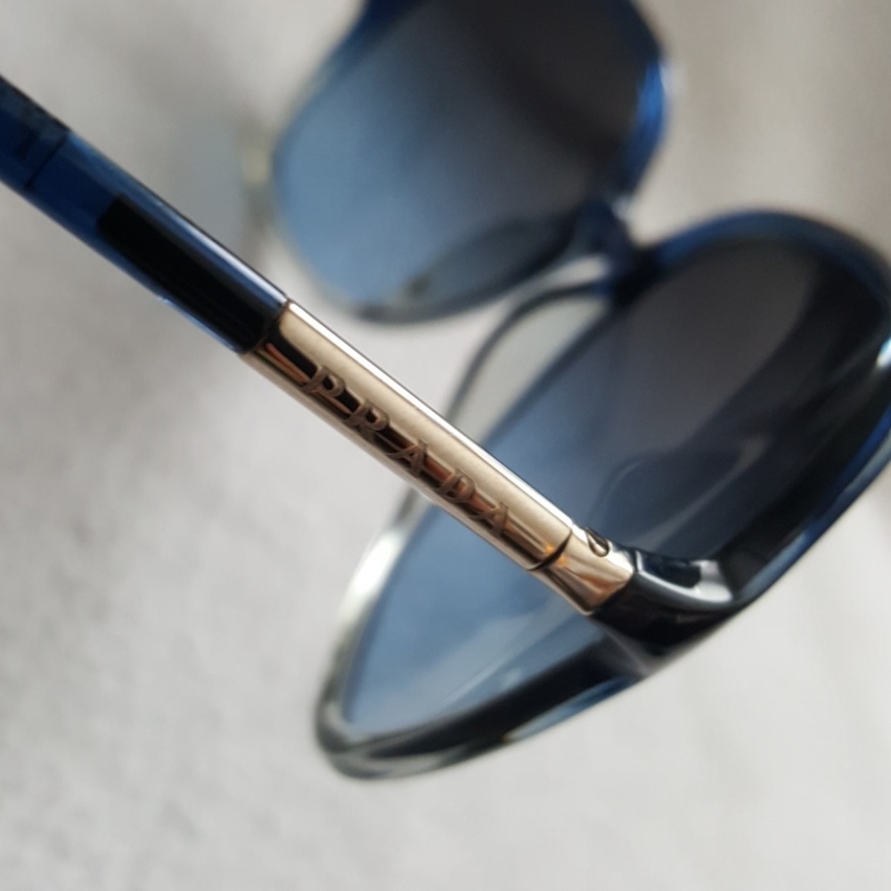 PRADA Sunglasses Model SPR 18M